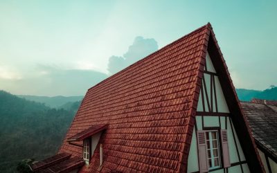 Comment faire en cas de fuite de toiture : Les 2 conseils à connaitre